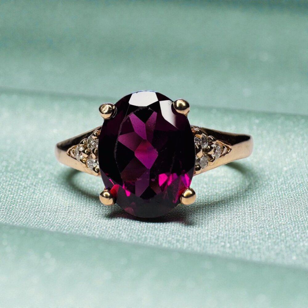 10K Rose Gold Natural Rhodolite Garnet & Diamond Ring - Size 7.5- 2 CTTW -2.2g